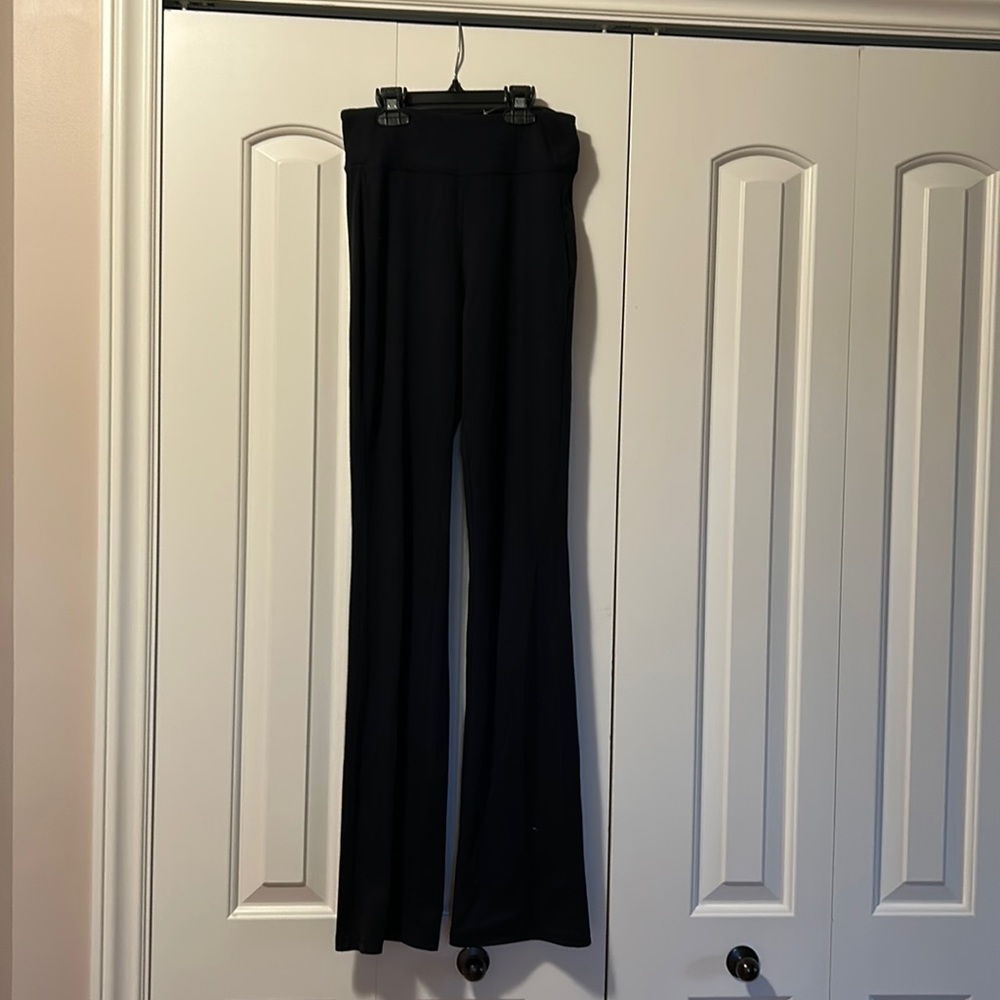 SO flared leggings/yoga pants